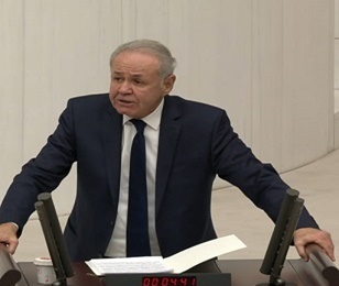 SEZGİN:İKTİDARIN ÜLKEDE VE BÖLGEDE İSTİKRAR ÜRETME, ÖNGÖRME VE ÖNLEYİCİ OLMA YETENEKLERİNİN ZAYIFLAMASIYLA BİRLİKTE MİLLÎ GÜVENLİĞİMİZ TAHRİP OLMUŞTUR.