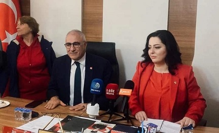 Gazeteci Yazar Özge Demir Yaptığı Basın Toplantısıyla CHP Milletvekili Aday Adaylığını Açıkladı.