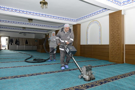 Mobil Cami ve İbadethane Temizlik Aracı hizmete başladı