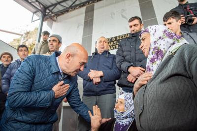 Başkan Soyer bir kez daha Kiraz’ın Dokuzlar köyünde