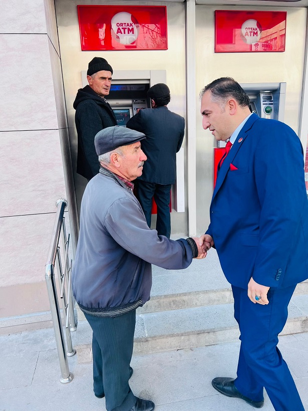 BURDUR İL BAŞKANIĞI VE ADAYLARLA HALKLA SOHBET ETTİLER 