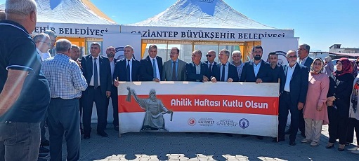 Ahilik haftası etkinlikleri kapsamında Nurdağı Esnaf Sanatkarlar Odası  başkanlığı kutlama tertıpledi.
