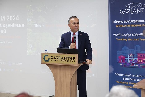 BAŞKAN ŞAHİN: ŞEHRİ AKILLI, DİRENÇLİ VE YEŞİL ŞEHİR YAPACAĞIZ, BU KONUDA KARARLIYIZ   