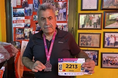 Bursalı esnaf yarı maratonda     Türkiyeyi temsil etti!