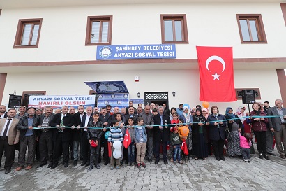 GÖNÜLLERİN BAŞKANI PROJELERİYLE VATANDAŞIN YÜZÜNÜ GÜLDÜRÜYOR
