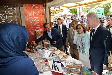 GÜNEYDOĞU'NUN EN BÜYÜK KİTAP VE KÜLTÜR GÜNLERİ BAŞLADI