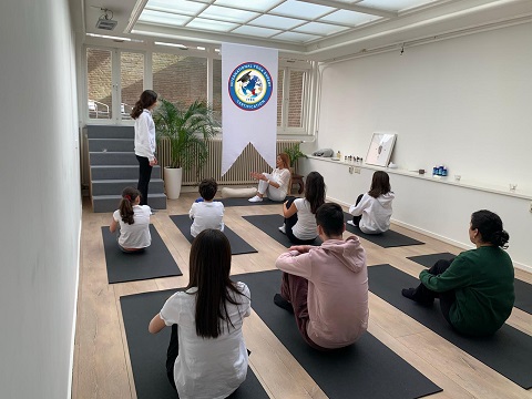    DÜNYADA İLK VE TEK ULUSLARARASI GEÇERLİ YOGA SERTİFİKASI IYEC DÜNYAYA YAYILIYOR