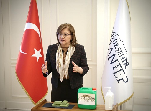 BÜYÜKŞEHİR’DEN ENFEKSİYON RİSKİNE KARŞI VATANDAŞA YEŞİL SABUN VE ÇAMAŞIR SUYU DESTEĞİ!