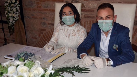 Turgutlu’da maskeli, nikah