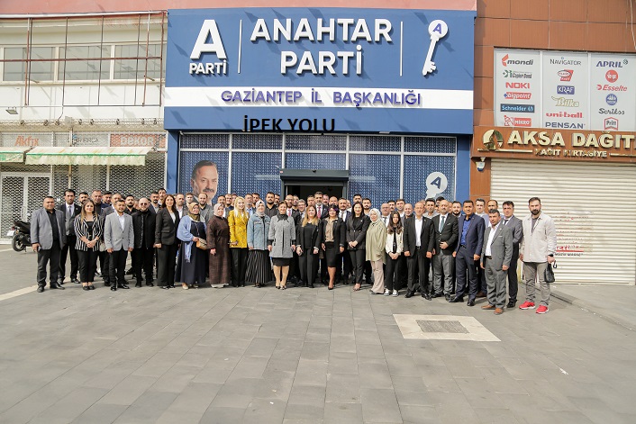 Anahtar Parti Gaziantep İl Başkanlığı’nda Bayram Coşkusu