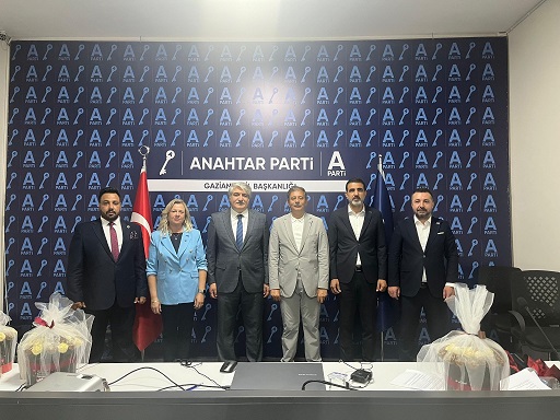    GAZİANTEP’DE PARTİ İÇİ EĞİTİM PROGRAMI COŞKUYLA TAMAMLANDI