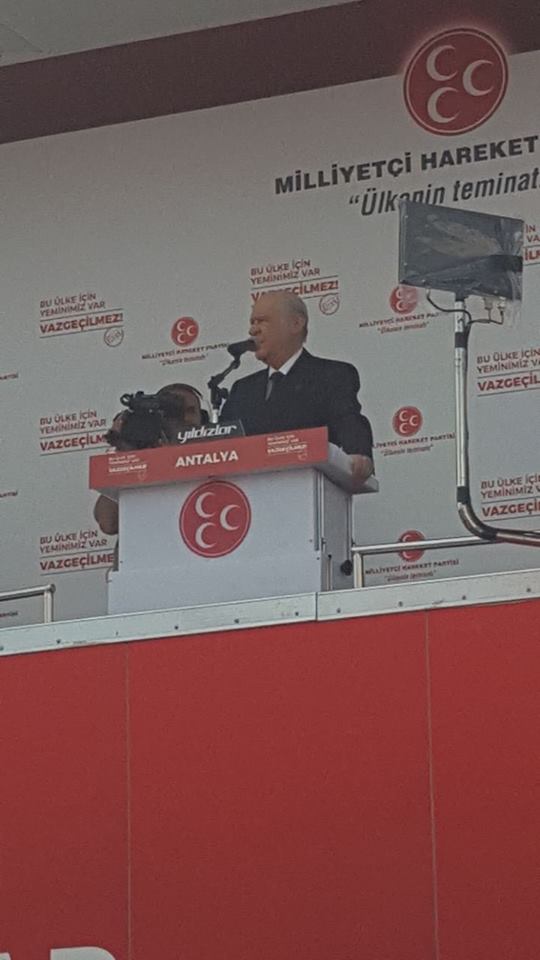 BAHÇELİ ANTALYA DA HALKA  SESLENDİ