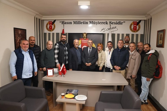     İlkadım Belediye Başkanı İhsan Kurnaz, Samsun 19 Mayıs Gazeteciler Cemiyeti’ni ziyaret etti. 