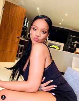 Dünyaca ünlü şarkıcı Rihanna, hamile olduğuyla ilgili iddialarına