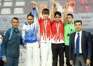 GAZİANTEP BÜYÜKŞEHİR 59 İL'DEN 2 BİN SPORCUYU AĞIRLADI