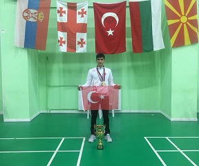 İLKADIM  SPORCUSU BAFRALI SERKAN UĞURLU BALKAN ŞAMPİYONU