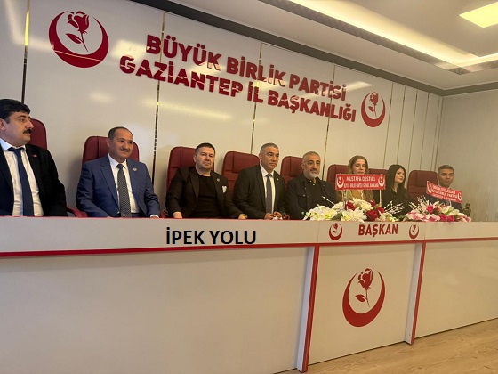 Büyük Birlik Partisi (BBP) Gaziantep il başkanlığında bayramlaşma yoğunluğu yaşanıyor.