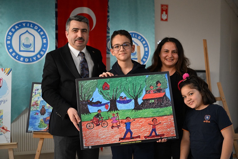  ÇOCUKLAR HAYALİNDEKİ PARKI RESMETTİ
