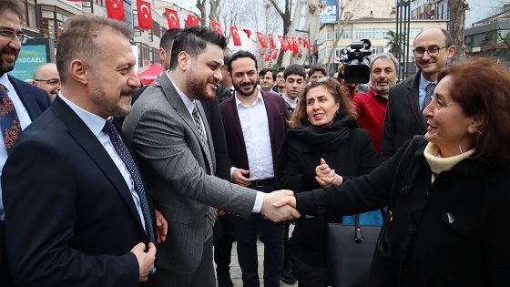 ‘Erdoğan düşen oylarını toparlamak için duygu sömürüsü yapıyor’