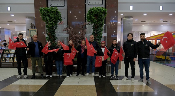 BÜYÜKŞEHİR GENÇLİK MECLİSİ’NDEN CUMHURİYET BAYRAMI’NDA ANLAMLI ETKİNLİK