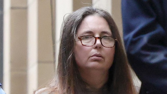    Zehirli mantarla üç kişiyi öldürdü: Erin Patterson suçlu bulundu