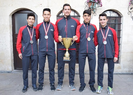 BÜYÜKŞEHİR'İN ATLETİZM TAKIM TÜRKİYE İKİNCİSİ OLDU