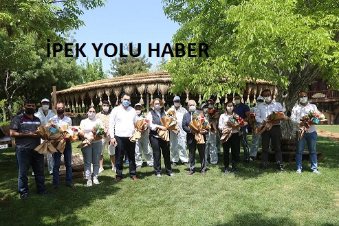 BAŞKAN FATMA ŞAHİN’DEN TAM KAPANMADA ÇİÇEKÇİ ESNAFINA DESTEK!