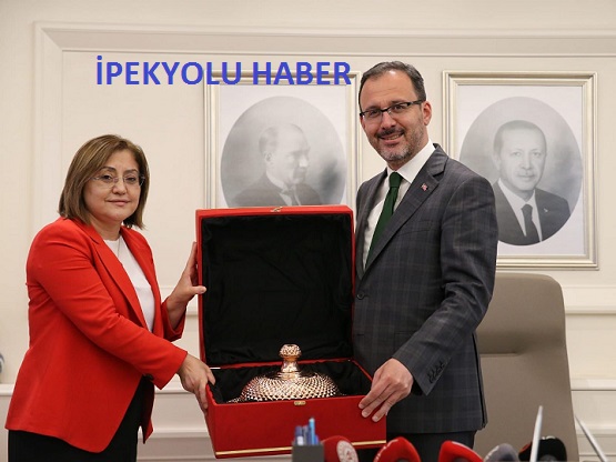 GENÇLİK VE SPOR BAKANI KASAPOĞLU BAŞKAN ŞAHİN’İ ZİYARET ETTİ