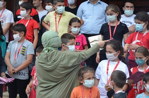 OKUL SPORLARI EKİPLERİMİZ TARAFINDAN HAYATA GEÇİRİLEN PROJE İLE KÖY OKULLARINDA ŞUANA KADAR 800 ÇOCUK SPORLA BULUŞTURULDU