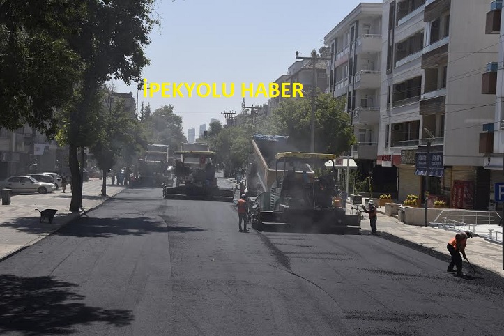 - BÜYÜKŞEHİR, ORDU CADDESİ’NİN ASFALTINI YENİLEDİ