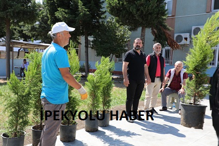 DAHA YEŞİL BİR İLKADIM İÇİN 20 FİDAN TOPRAKLA BULUŞTU