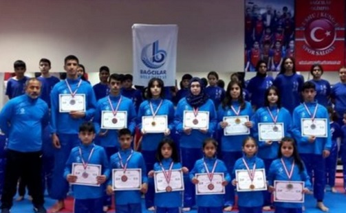 BAĞCILAR BELEDİYESİ WUSHU FUNK FU TAKIMI 13 MADALYAYLA DÖNDÜ 