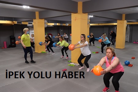 YALOVA BELEDİYESİ SPOR ETKİNLİKLERİNE KADINLAR BÜYÜK İLGİ GÖSTERİYOR