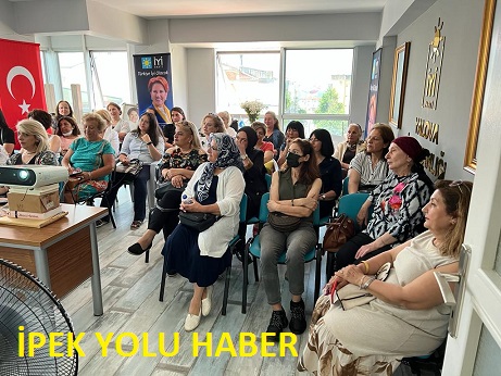 İYİ Parti’denKadınlaraEğitim ve Partiye Yeni Katılan Kadın Üyelere Katılım Töreni ve Seçim Çalışmaları Startı