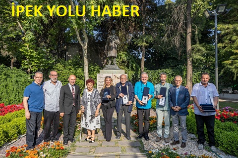 Nazım Hikmet ölüm yıl dönümünde anıldı