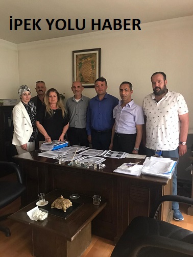 GENEL BAŞKAN YILMAZ GÜLÜMSER YÖNETİM KURULU ÜYELER BİR ARAYA GELDİLER TÜRKİYENİN GÜNDEMİNİ DİLE GETİRDİLER.