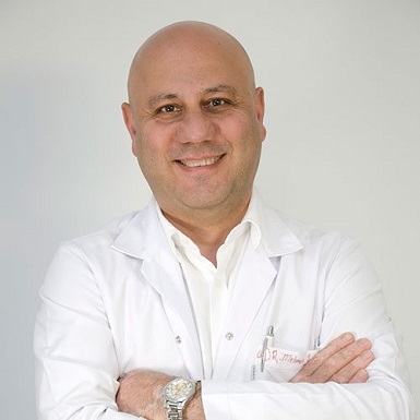 Op. Dr. M. Zeki Özcan’dan depremzedelere destek