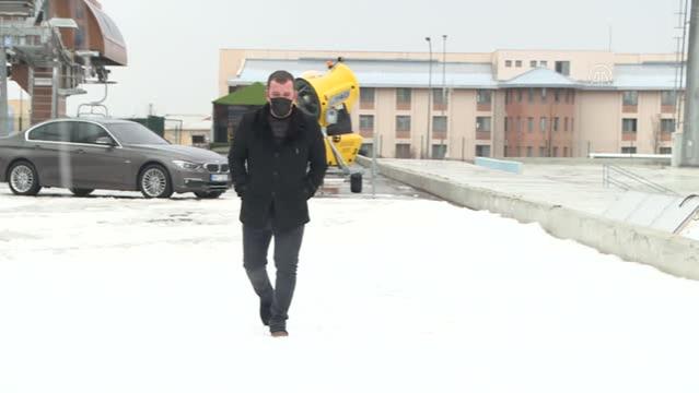 Dondurucu soğukların yaşandığı Erzurum’da sağanak etkili oldu.