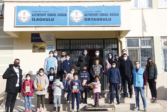 -BÜYÜKŞEHİR’DEN KÖY OKULLARINA YARDIM ELİ