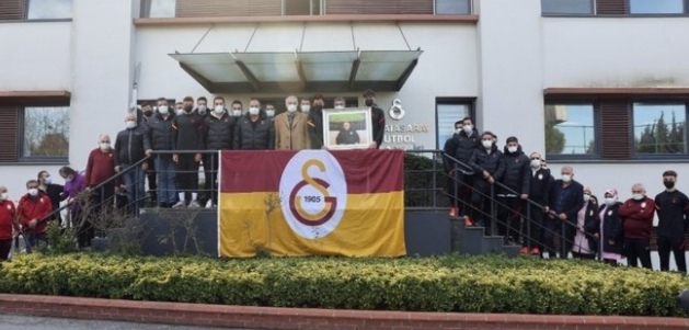 BUGÜN HAYATINI KAYBEDEN AHMET KESKİNKILIÇ İÇİN FLORYA METİN OKTAY TESİSLERİNDE TÖREN YAPILDI.