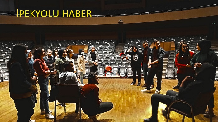 Sahne Maraş’ta Tiyatro Eğitimleri Başladı