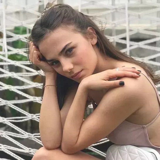 Oyuncu  Bahar Şahin  yaşam hikayesi
