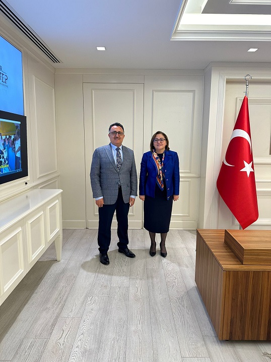 Flaş Gelişme! Hasan Teke Fatma Şahin’in resmi danışmanı oldu..