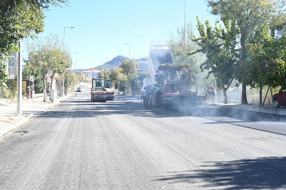 164. cadde asfaltlanıyor