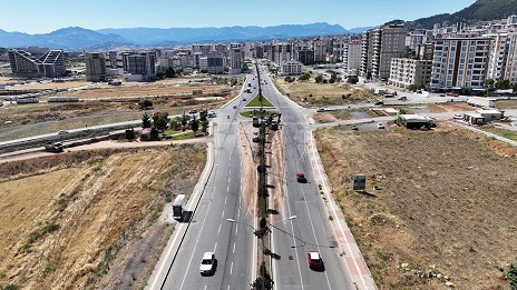 Akıllı Kavşakla Turgut Özal Bulvarı’nda  Trafik Akışı Düzenleniyor