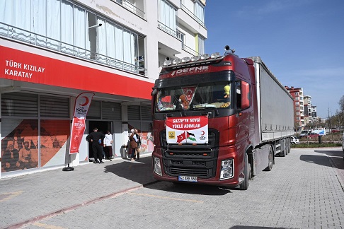 KOMEK BAYRAMDA GAZZELİ ÇOCUKLARIN YÜZÜNÜ GÜLDÜRECEK