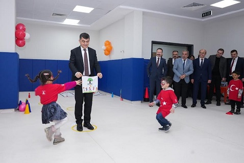 MİNİKLER, GELENEKSEL OYUNLARLA BULUŞTU