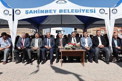 ŞAHİNBEY BELEDİYESİ’NDEN ÇİFTÇİLERE 43 MİLYON’DAN FAZLA FİDE