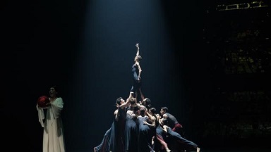 İstanbul Devlet Opera ve Balesi tarafından  sahnelenen ‘Carmina Burana’nın prömiyeri,  Atatürk Kültür Merkezi’nde gerçekleştirildi