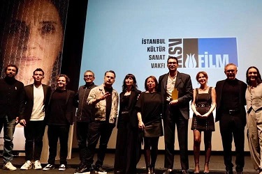 İstanbul Kültür Sanat Vakfı (İKSV)  tarafından düzenlenen 43. İstanbul Film  Festivalinin ödülleri sahiplerine verildi.